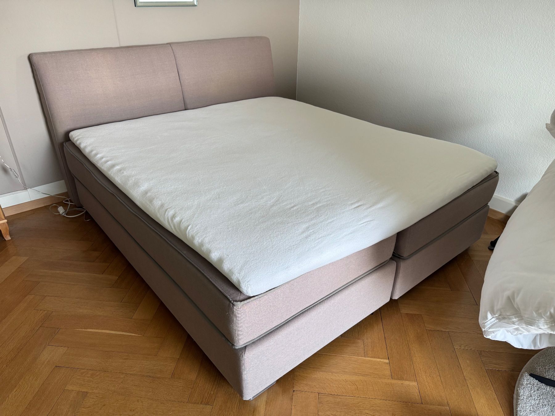 Betten: Bett – Gebraucht aus Winterthur von vio_yg5d