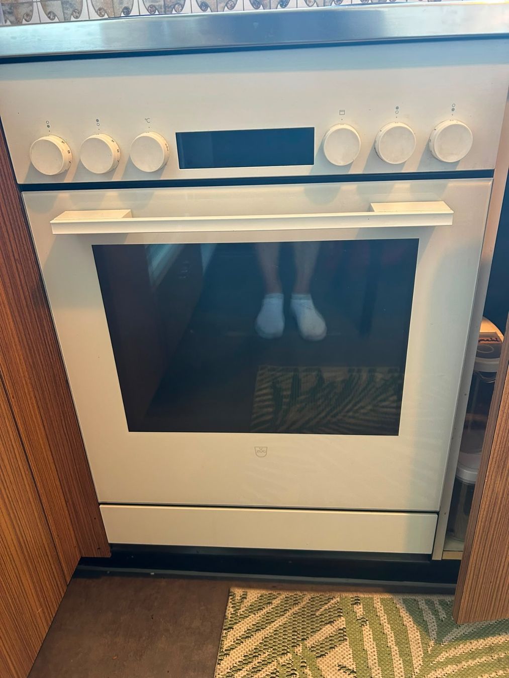V-Zug Forni: Backofen V-ZUG Combair V200 – Usato da Seuzach venduto da and_v2z8 2