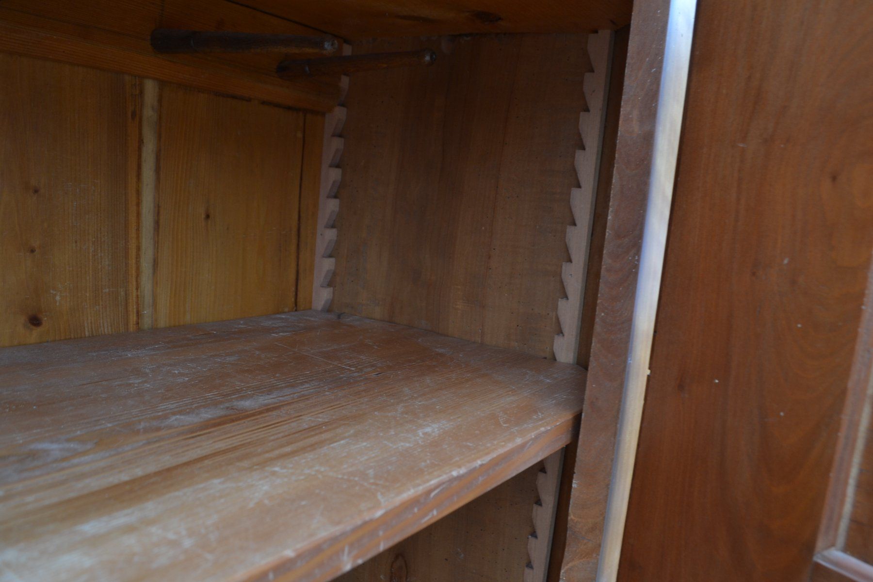 Schränke: 1 Türiger Schrank Kirschbaum – Gebraucht aus Wil SG von Athi 8