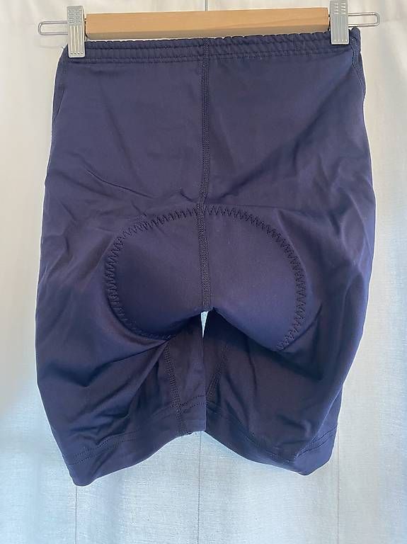 Löffler Pantaloni: Löffler Velohose Gr S – Usato da Kesswil venduto da canvas12 1