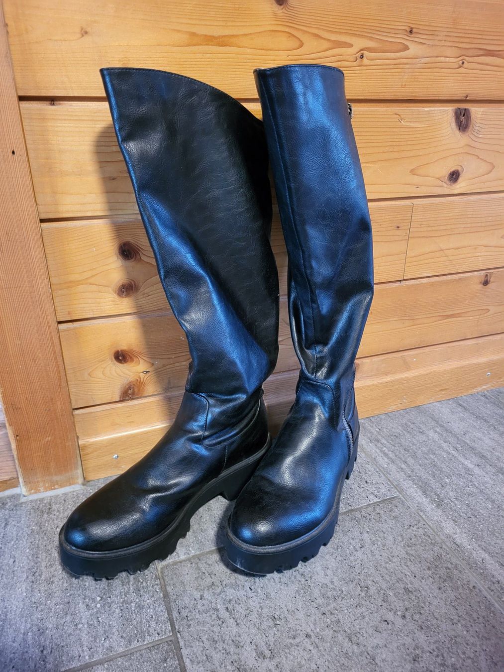 Scarpe da donna: Stiefel Gr.40 – Usato da Matt venduto da Pippilotta05