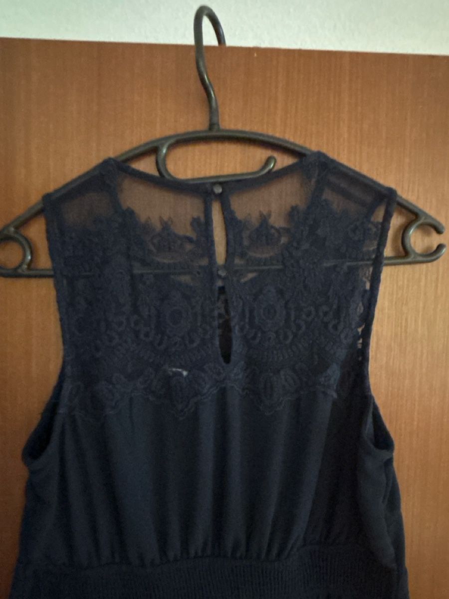 Vero Moda Robes: Vero Moda Kleid dunkelblau Grösse M  – D'occasion à Rünenberg par ZwergLi100 3