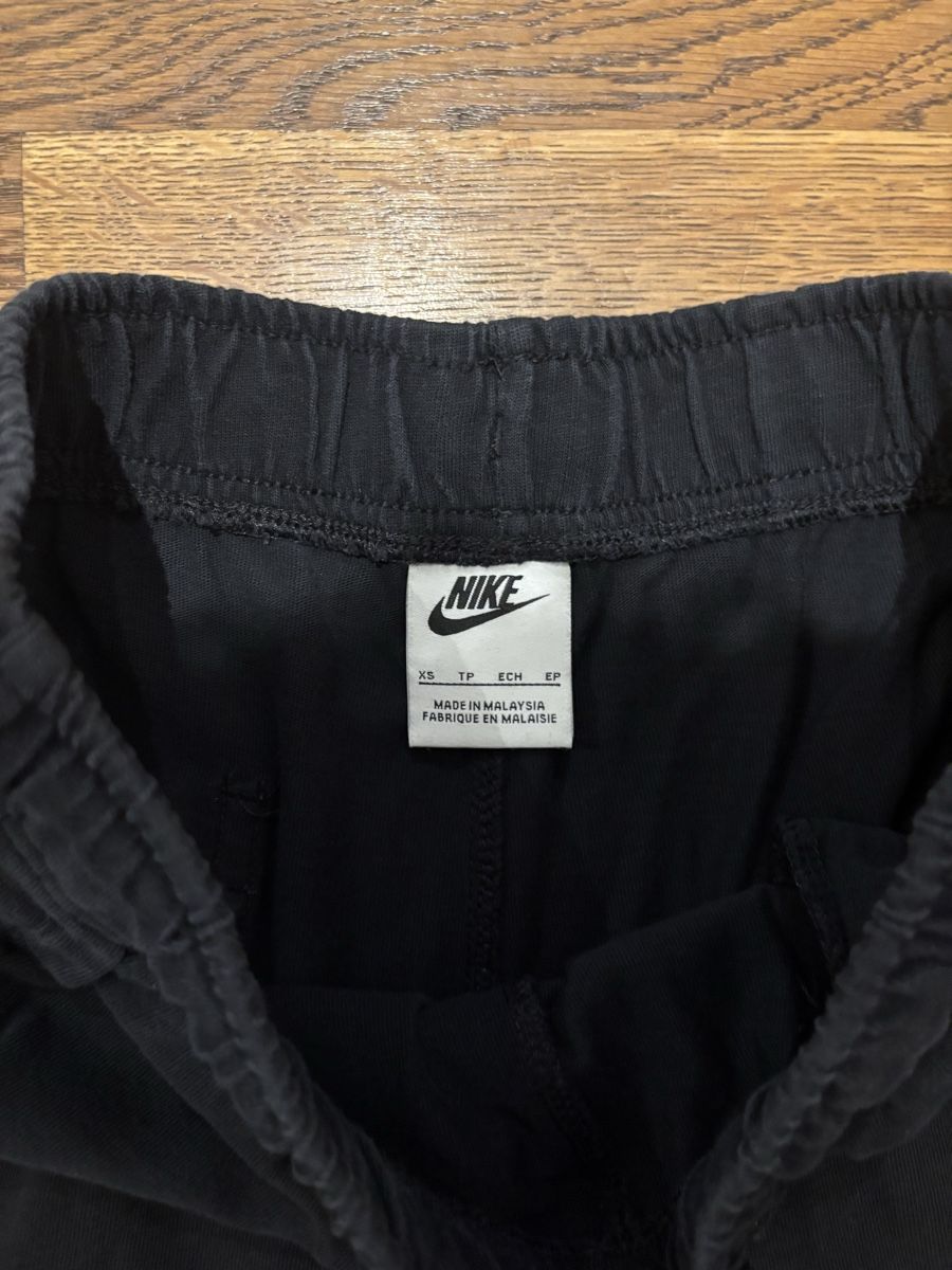 Hosen: Nike Shorts – Neu (gemäss Beschreibung) aus Hirzel von leandro_. 1