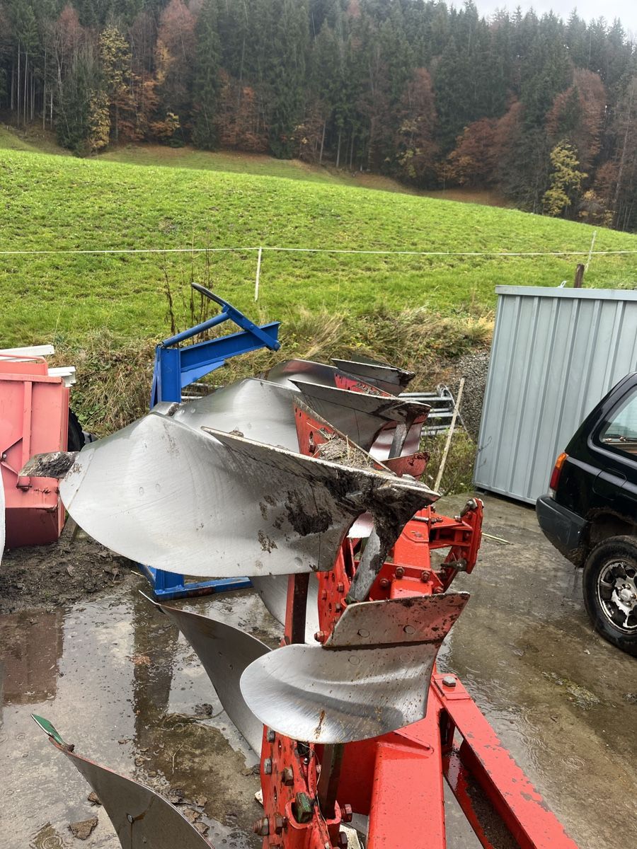 Kverneland Aratri: Kwederland 3 Schar! – Usato da Einsiedeln venduto da mih_22tr 2