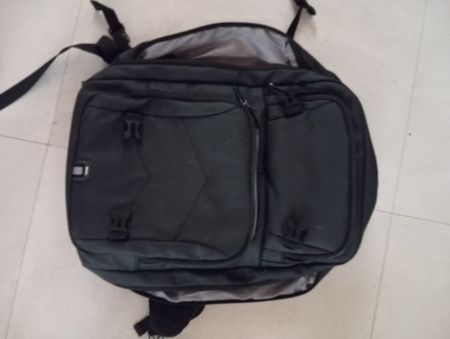 Schwarzer Rucksack - ideal für den Herbst! Top Zustand!