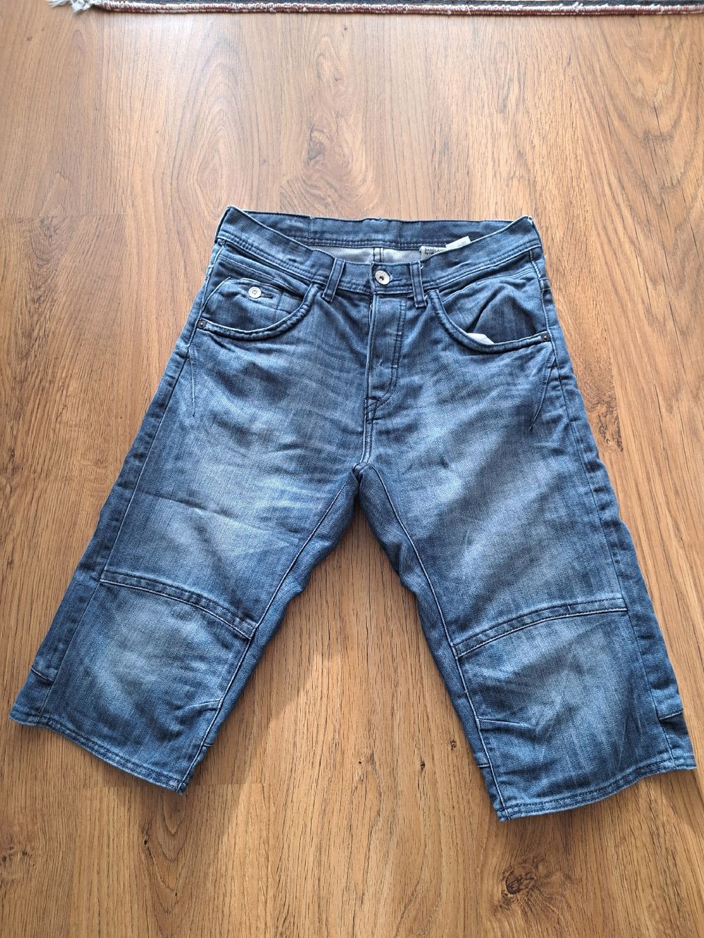 H&M Pantaloni: Denim Bermuda 30 – Usato da Frauenfeld venduto da berk39