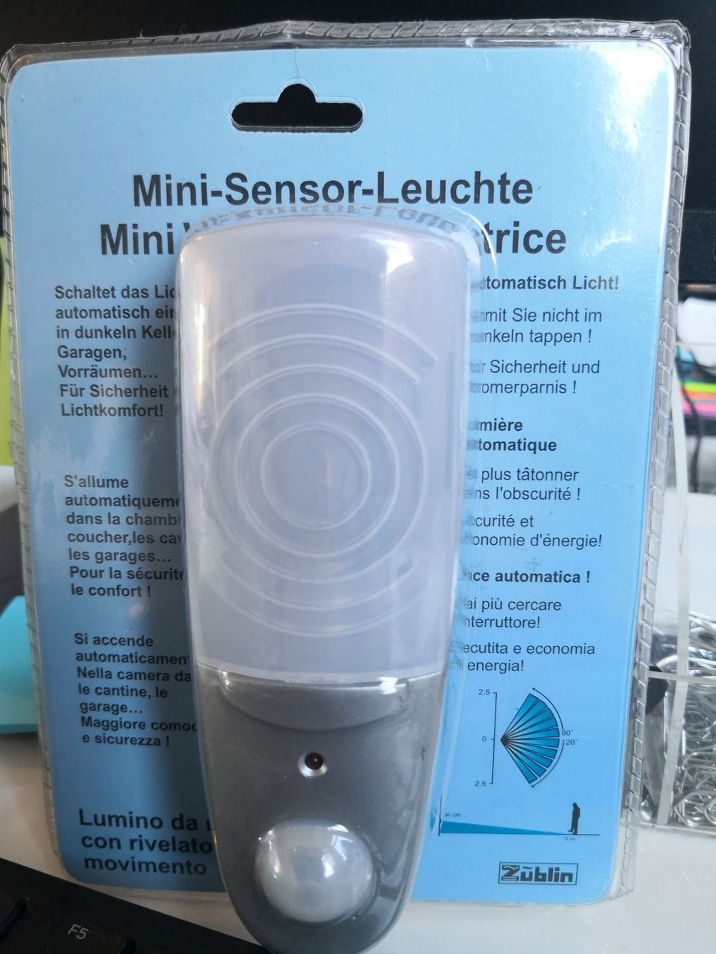 Lampade: Sensor Leuchte - NEU – Nuovo e nell'imballaggio originale da Wallisellen venduto da kingschair 2