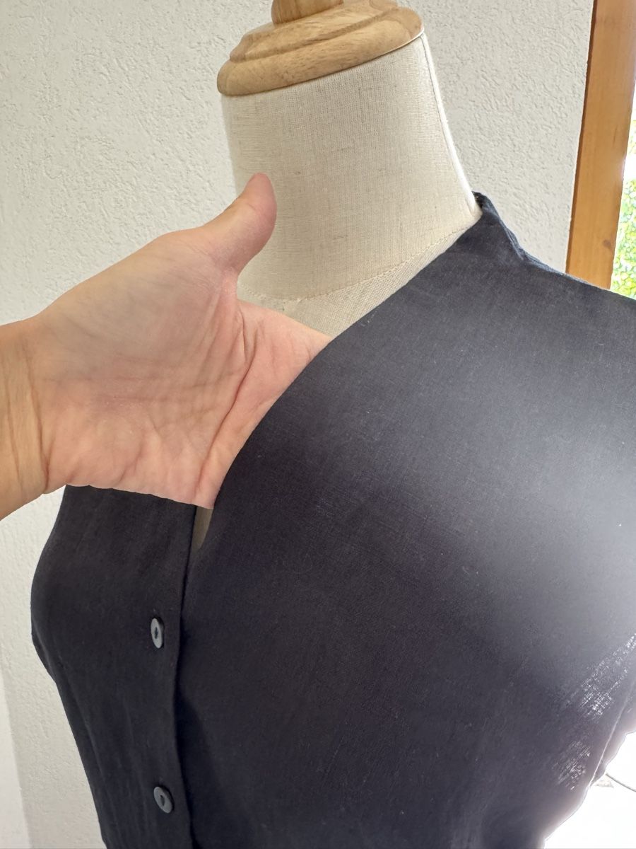 Vestiti: Schwarzes Maxikleid aus 100 % Leinen, neu – Nuovo e nell'imballaggio originale da Veyras venduto da ValClasse 5