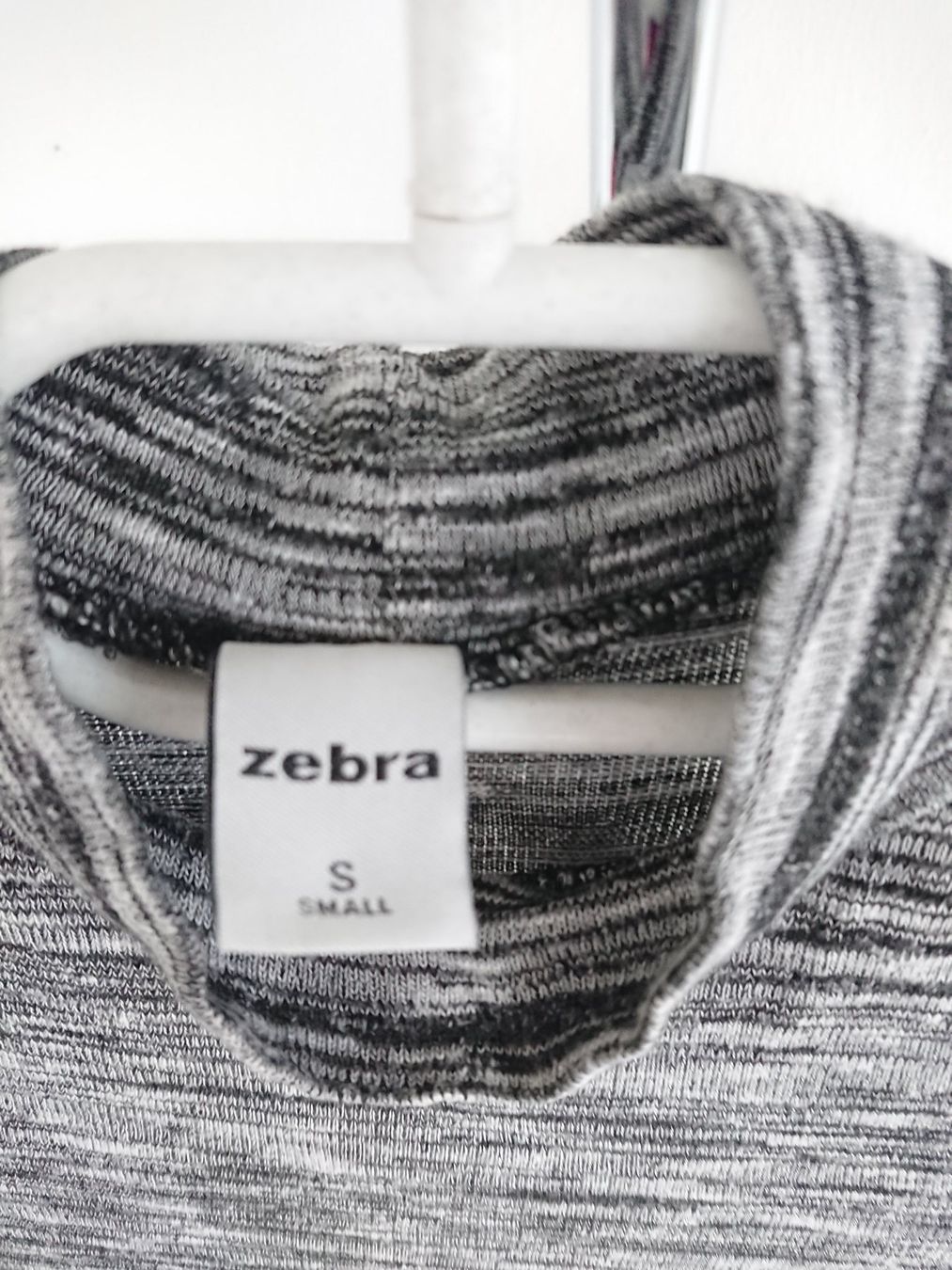 Zebra Maglioni & Felpe: Leichter Damen Pullover Zebra Gr. S Grau meliert – Usato da Hallau venduto da CHACLA 1