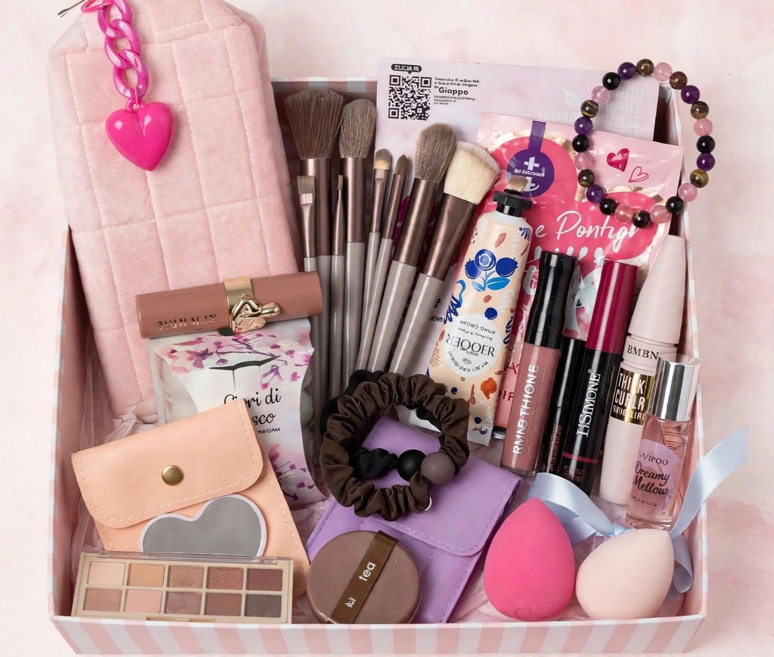 Valigie & Borse: Set beauty in valigetta  – Nuovo (secondo la descrizione) da Giubiasco venduto da Stefaniav