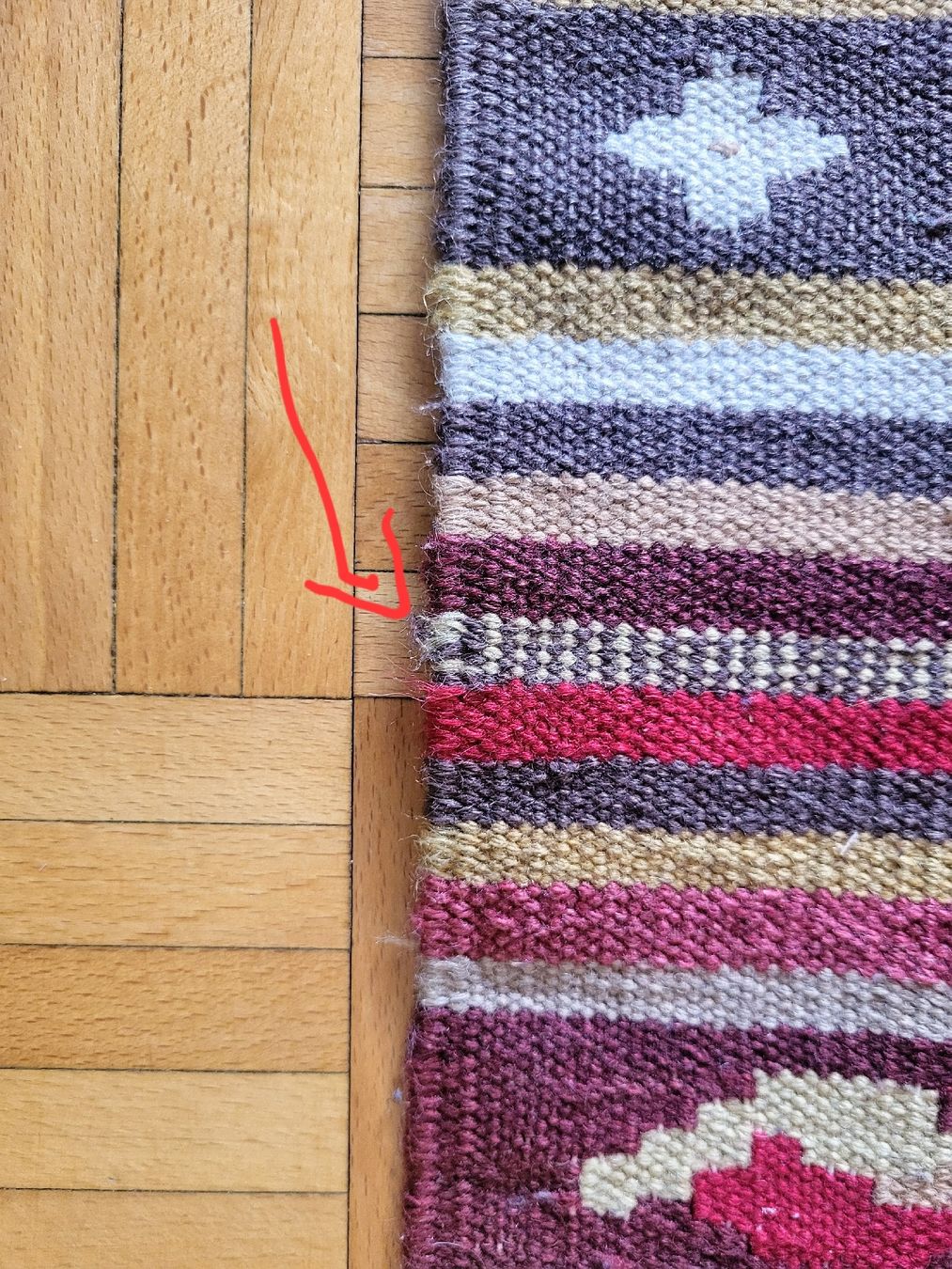 Tappeti: Tapis à rayures, tons rouges et ocres – Usato da Vevey venduto da Nirgal 7