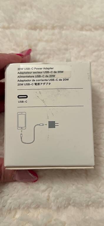 Apple Caricabatterie: NEU***USB C  23 W  POWER ADAPTER***für USA ... – Nuovo e nell'imballaggio originale da Zürich venduto da Ceca52 1