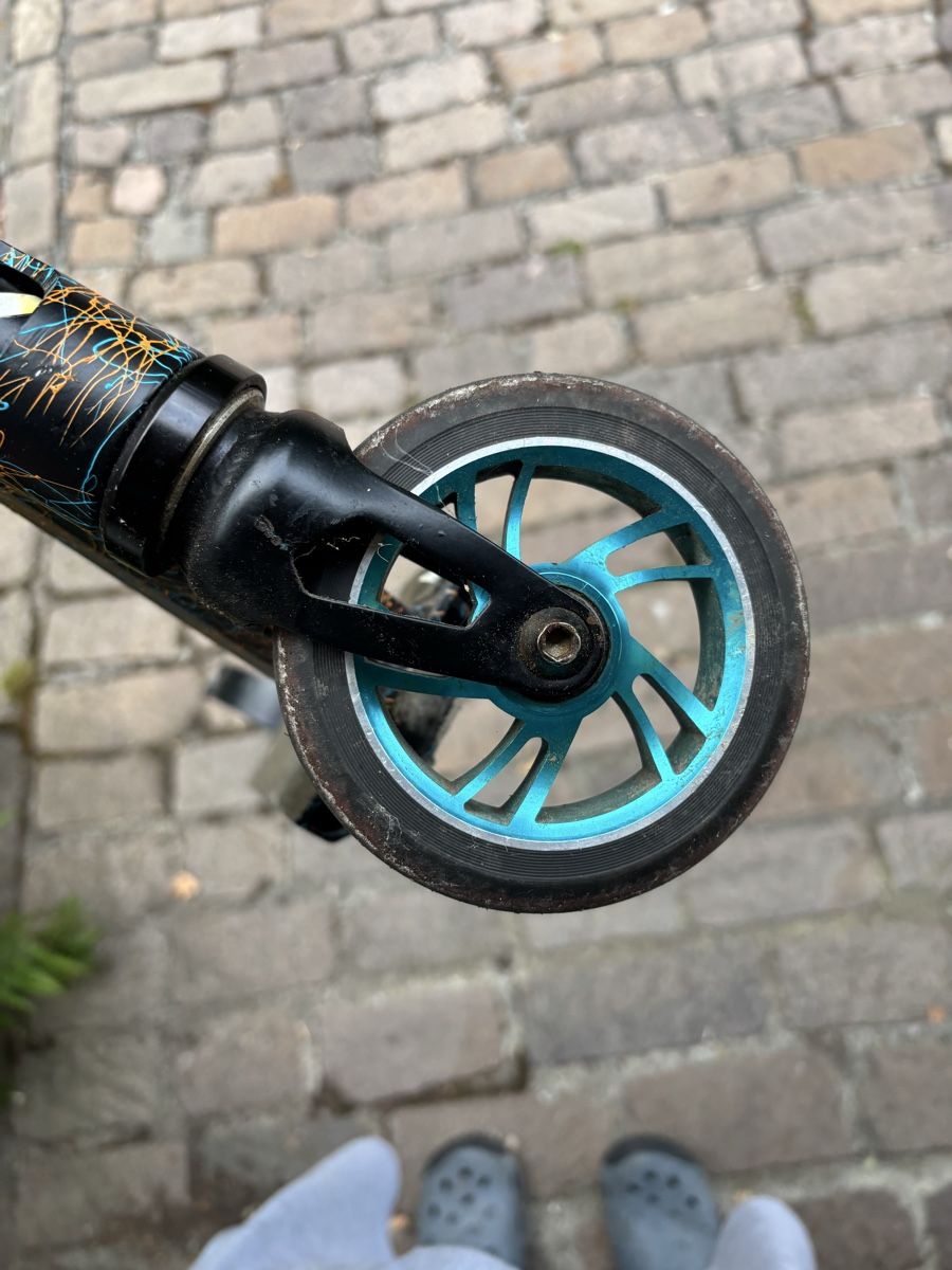 Kickboard: Scooter – D'occasion à Widen par jul_tj2b 2
