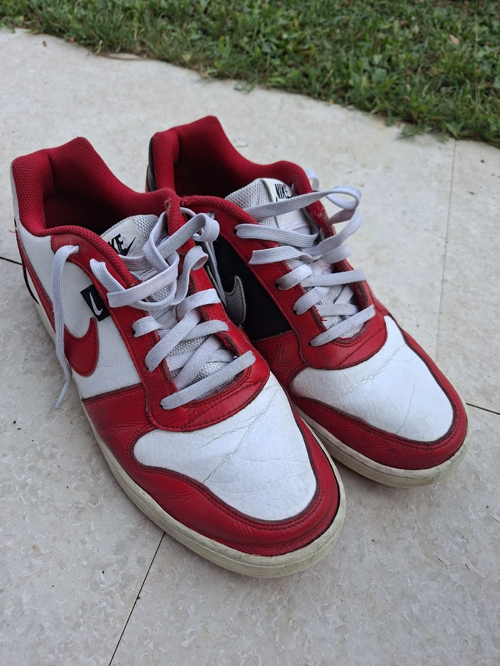 Nike Scarpe da uomo: basket nike ebernon low premium taille 46 – Usato da Chavannes-de-Bogis venduto da senator635