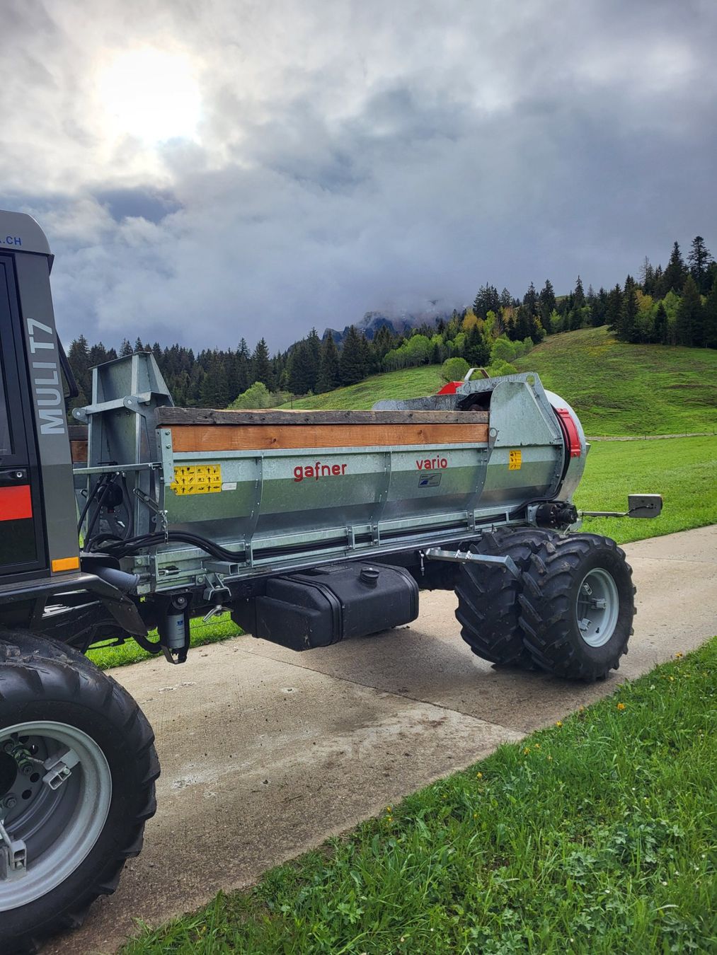 Tutte le macchine: Mistzetter Gafner Aufbau – Usato da Escholzmatt venduto da subiiwrx 3
