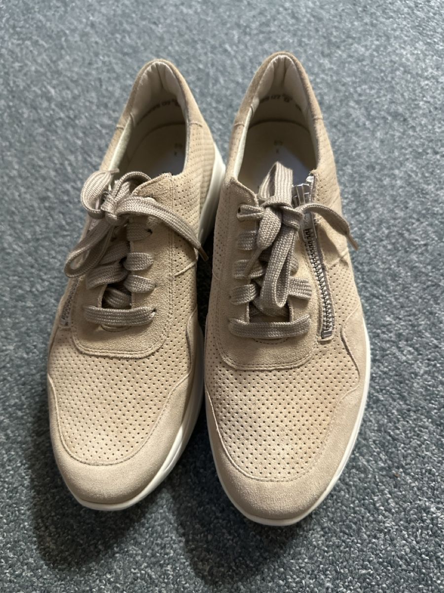 Scarpe da donna: Solidus Kea Sneaker Beige Gr 6.5 – Nuovo e nell'imballaggio originale da Baltschieder venduto da YmroBe
