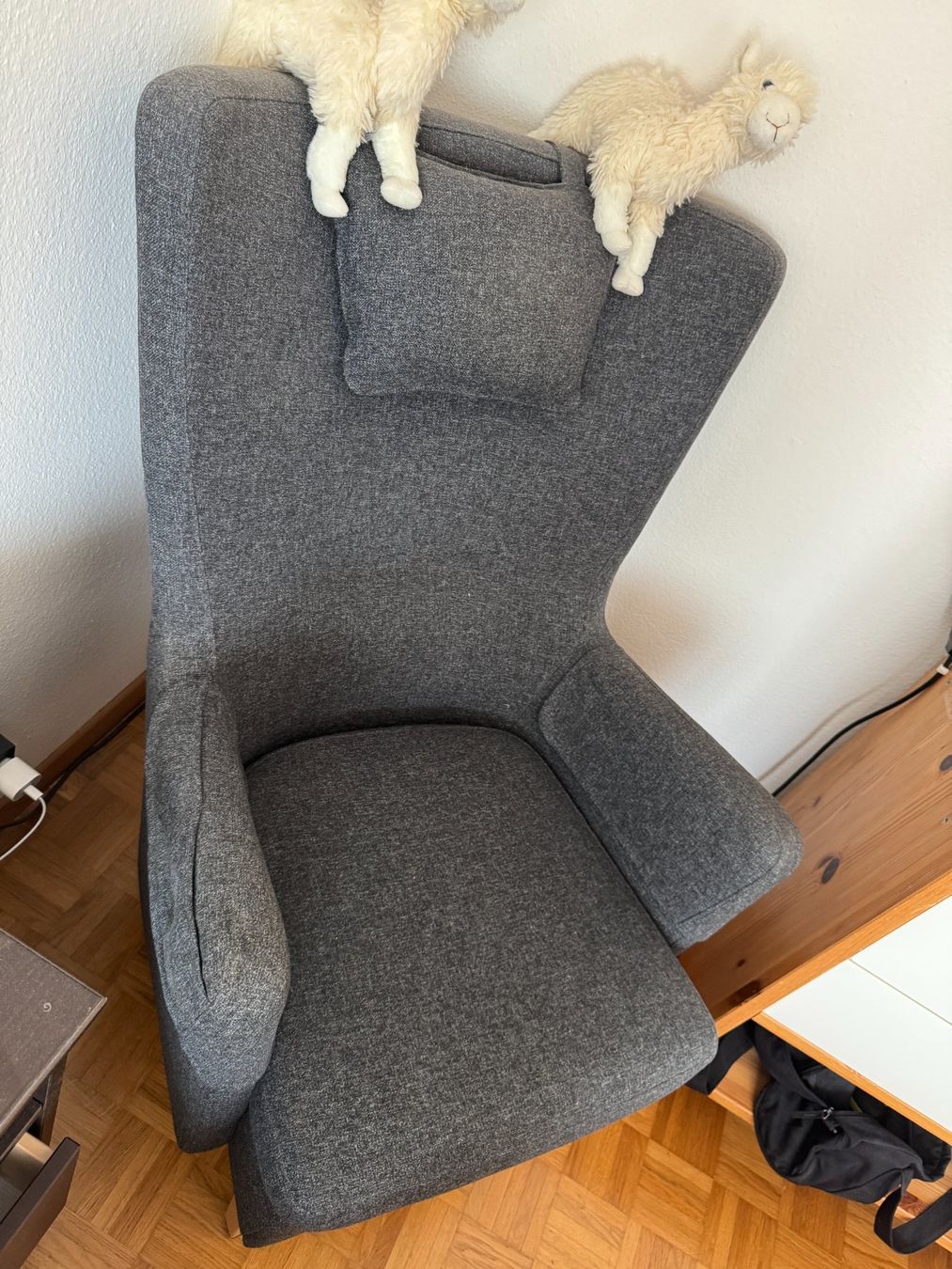 Ikea Poltrone: Sessel grau kaum gebraucht – Usato da Olten venduto da Alpaccka 1