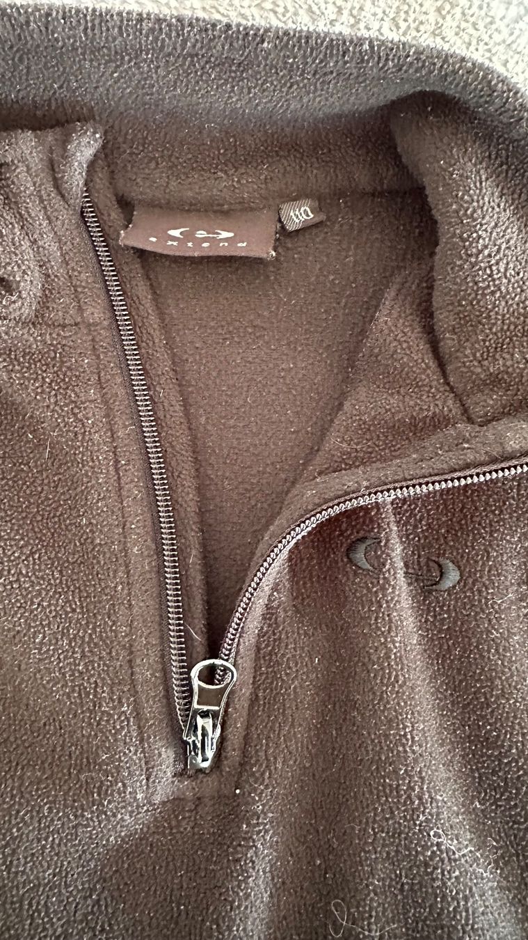 Maglioni & Felpe: Faserpelz Pullover mit Zipper schwarz Extend Gr 110 – Usato da Winterthur venduto da Secondhand-Family 1