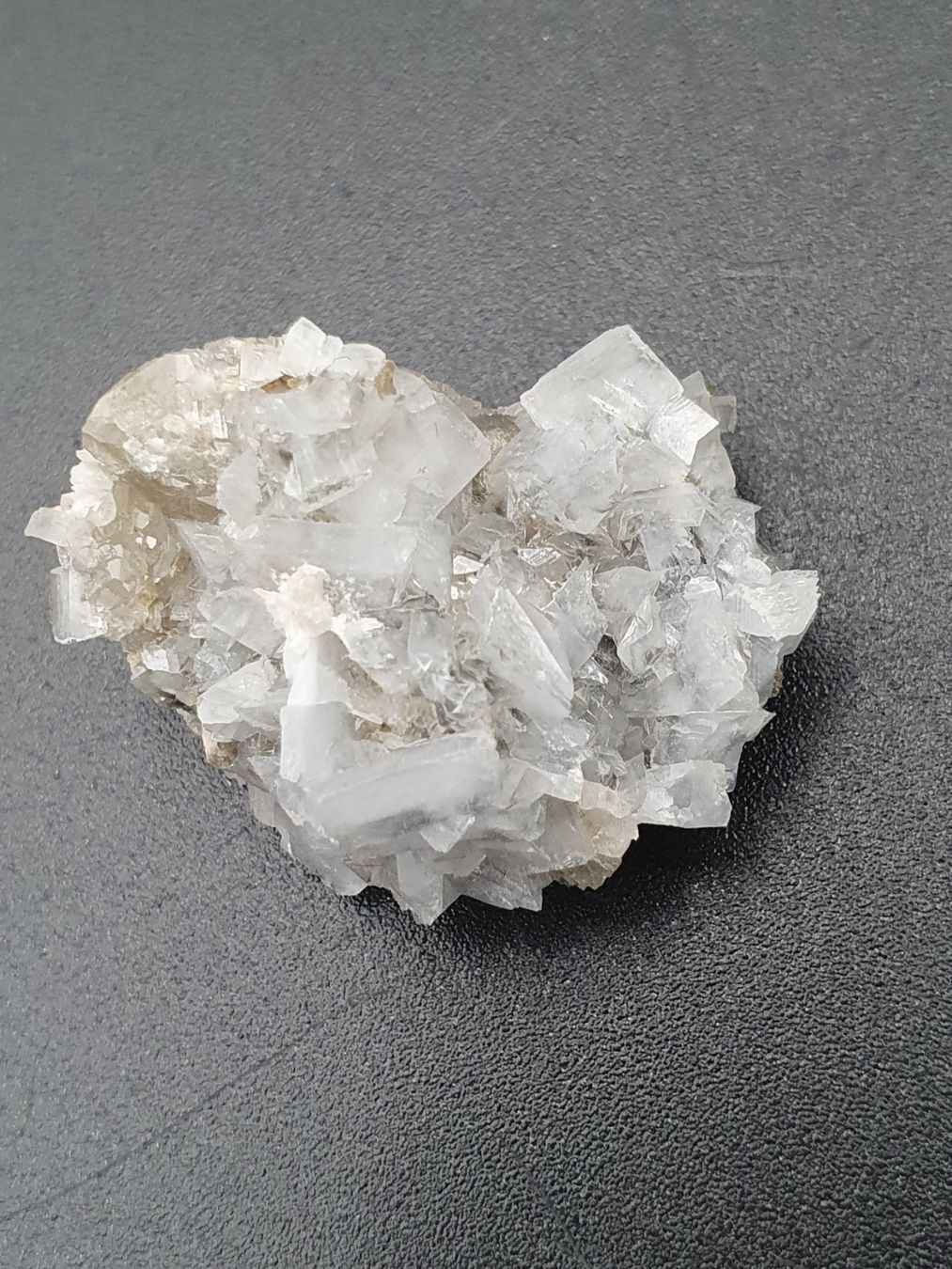 Minerali & Pietre curative: Adular mit Titanit – Nuovo (secondo la descrizione) da Holderbank SO venduto da swiss-minerals 2