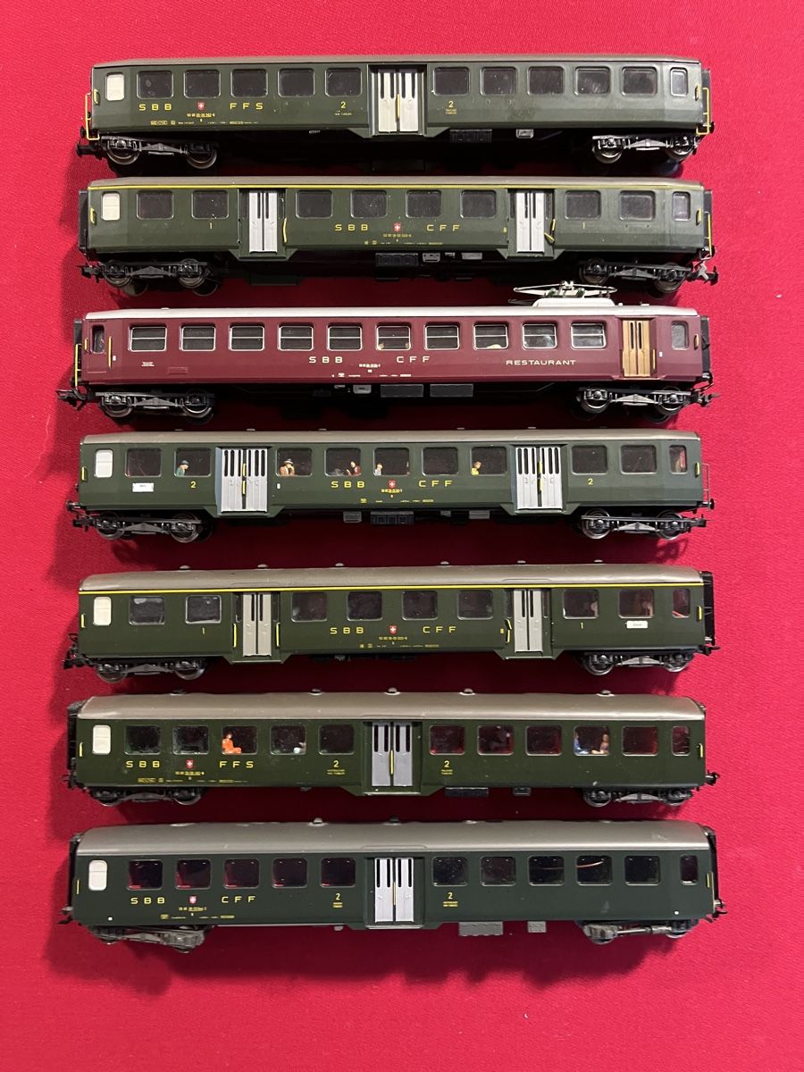 Liliput Modelleisenbahnen: Liliput H0 SBB Wagen – Gebraucht aus Sutz von rs6plus0