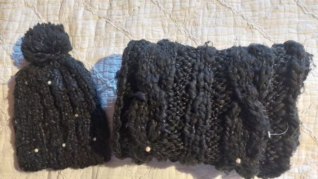 Echarpe et bonnet assorti