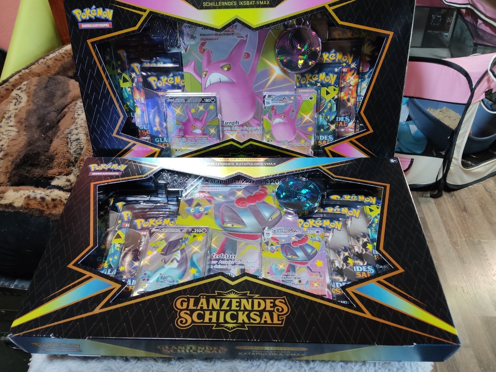 Pokémon Cartes à collectionner: POKÉMON Glanzendes Schicksal IKSBAT + KATAPULDRA VMAX SET – Neuf avec emballage d'origine à Vezio par 41181