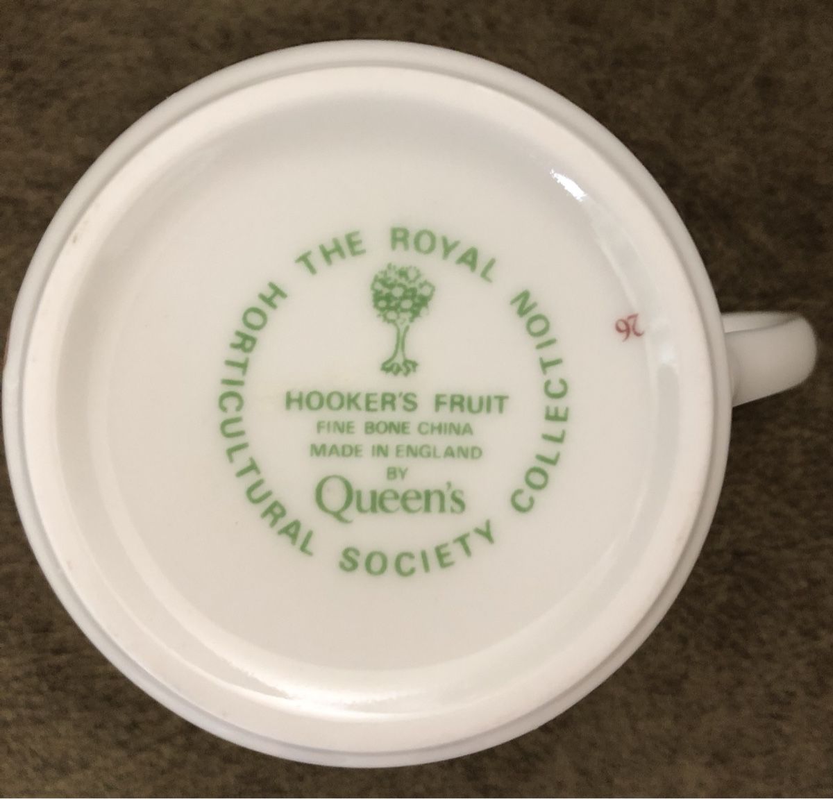 Tazze: 2 Queen's Hooker's Fruit Tassen – Nuovo (secondo la descrizione) da Bubikon venduto da nb_b8d9 2