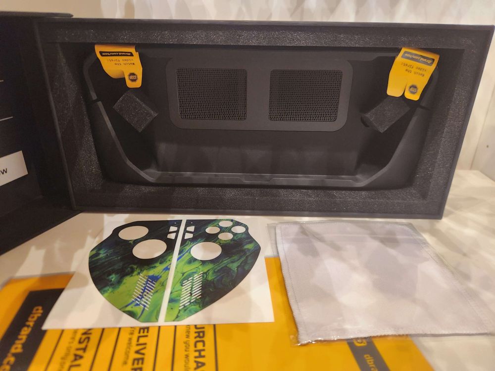 Dbrand Killswitch Case + Skin für Asus ROG Ally (Neu (gemäss ...