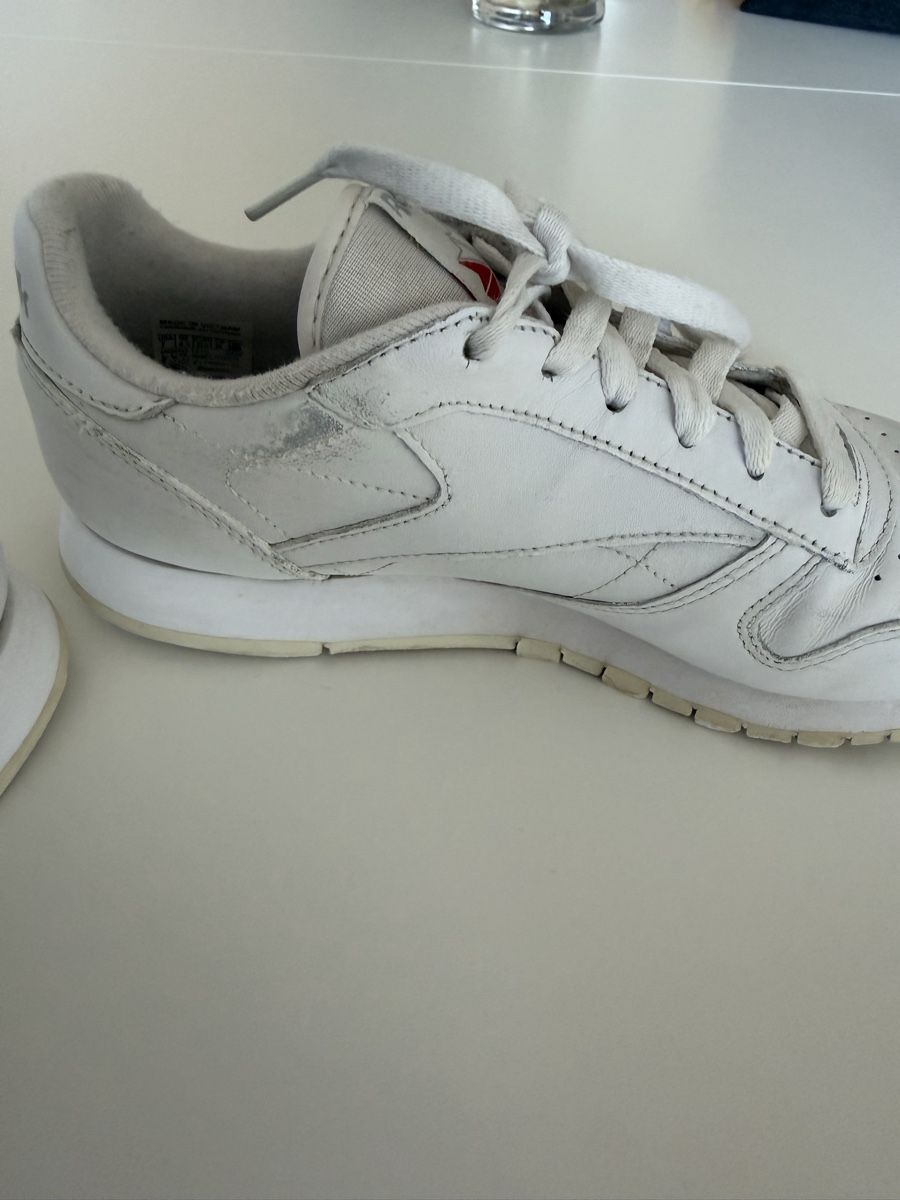 Reebok Scarpe da uomo: Reebok Classic Leather Weiss Grösse 37.5 – Usato da Basel venduto da Ksjusha 6