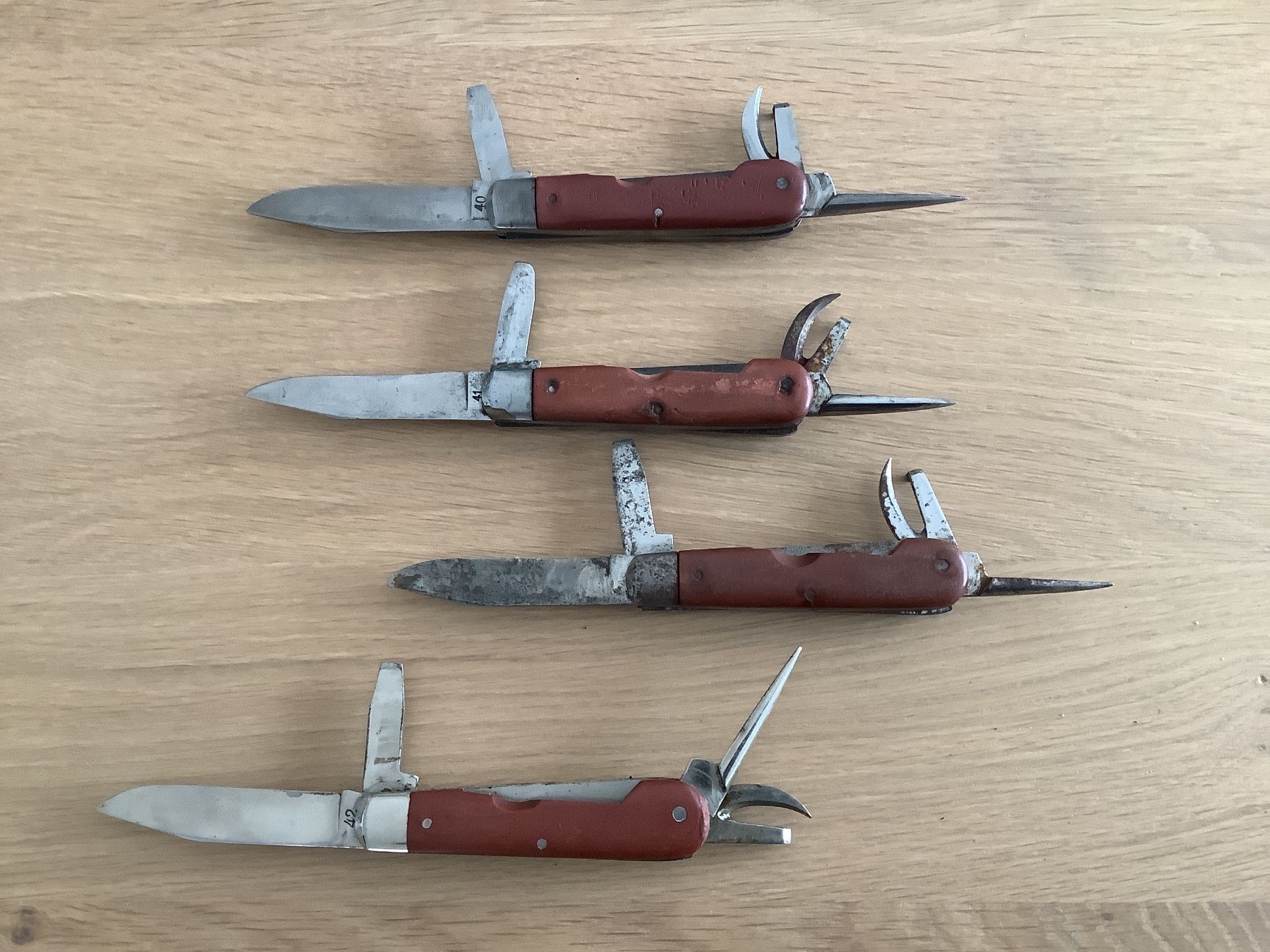 Wenger Coltelli tascabile: 4 Soldatenmesser – Usato da Holzhäusern ZG venduto da tho_8my6 2
