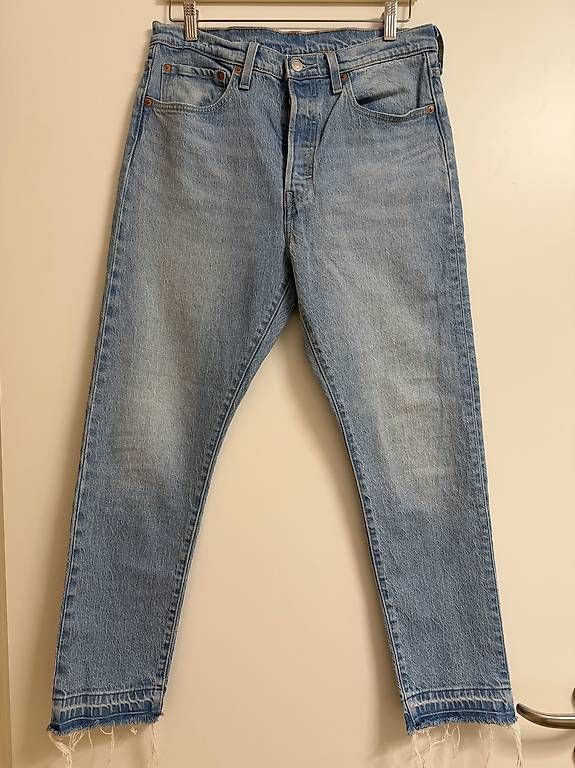 Jeans: Levis 501 Jeans W30 L28 – D'occasion à Luzern par szu_th9s 2