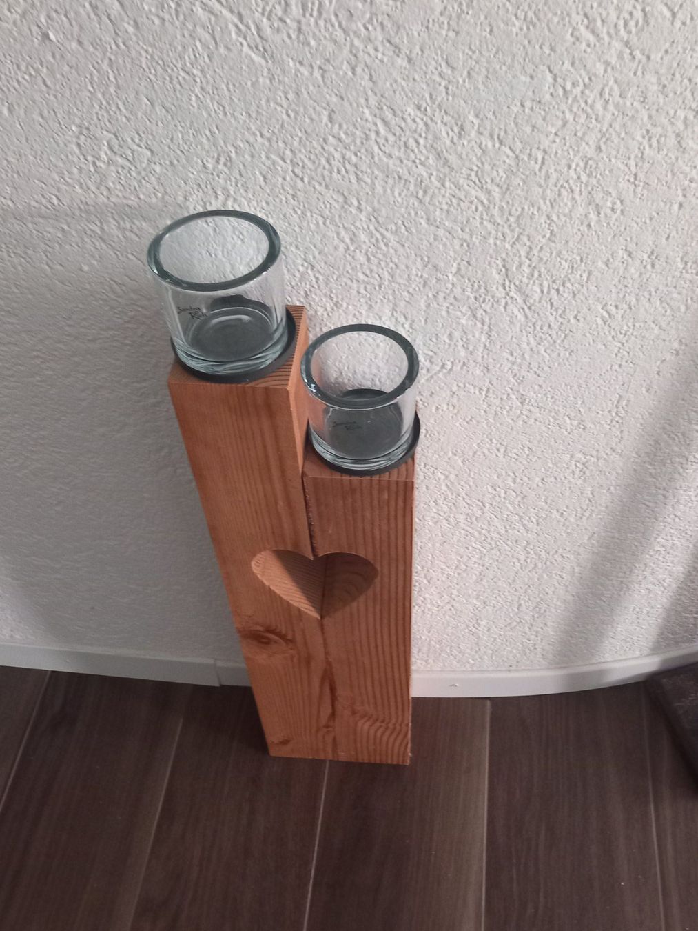 Portacandele: Kerzenständer aus Holz mit Herz – Usato da Wettingen venduto da Socrates11 2
