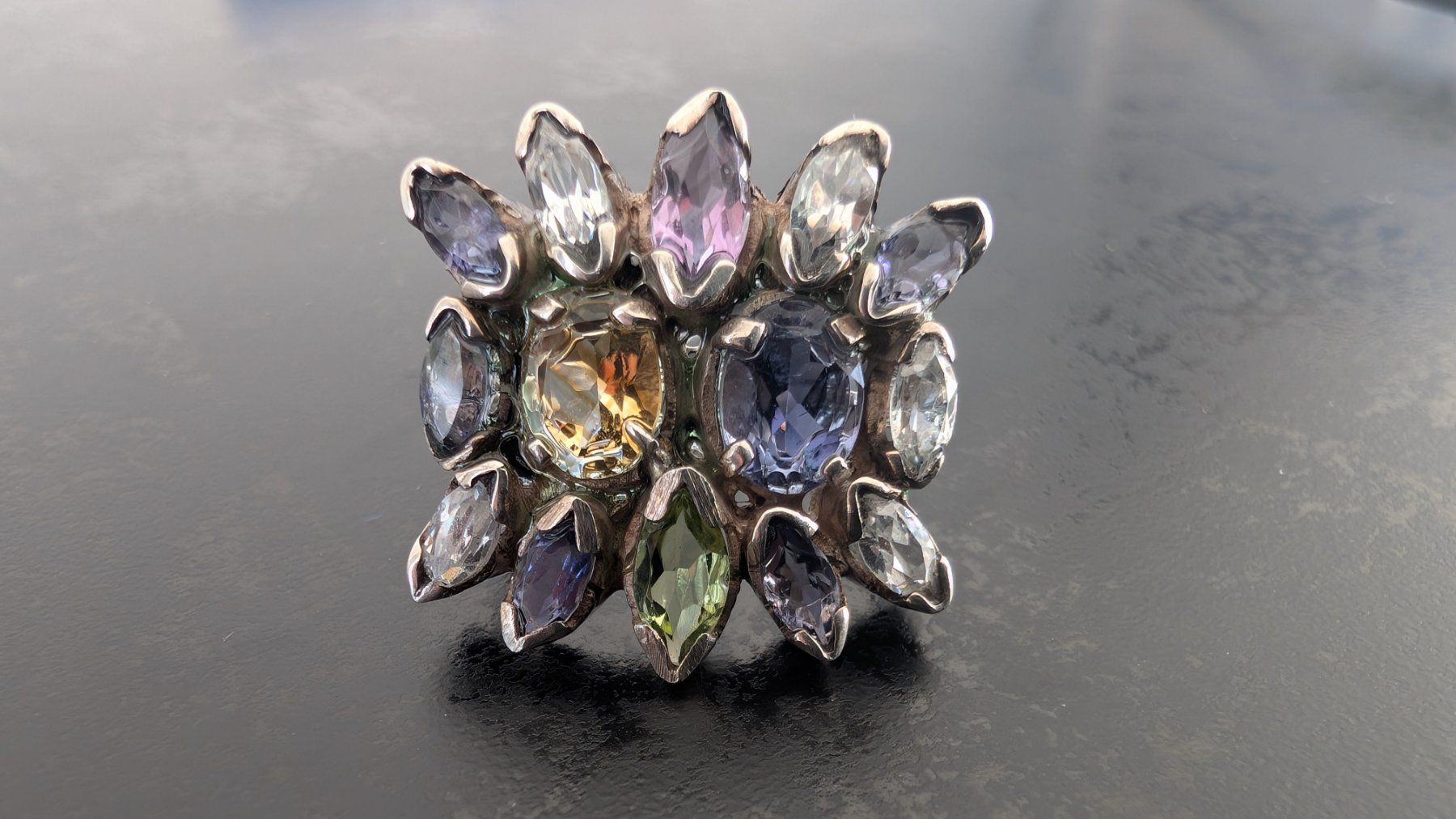 Anelli: Prächtiger Sterling-Silber-Ring mit bunten Steinen – Usato da Egg b. Zürich venduto da leroy711