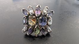 Prächtiger Sterling-Silber-Ring mit bunten Steinen