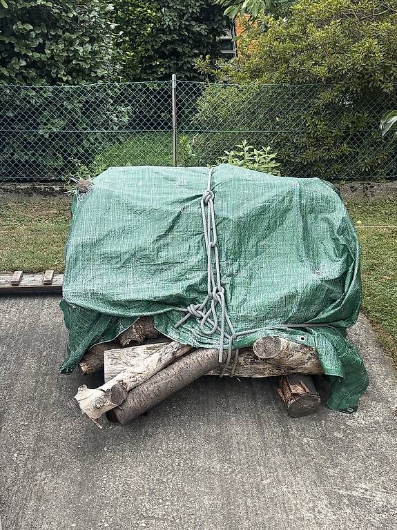 Tentes: Legna da ardere – D'occasion à Castione par lea_lvc2
