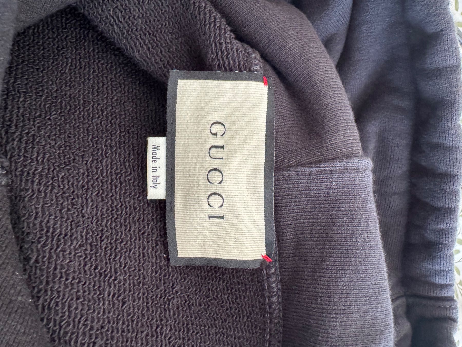 Gucci Pullover & Sweatshirts: Hoodie Gucci L – Gebraucht aus Châtel-St-Denis von Lou_Hock 3