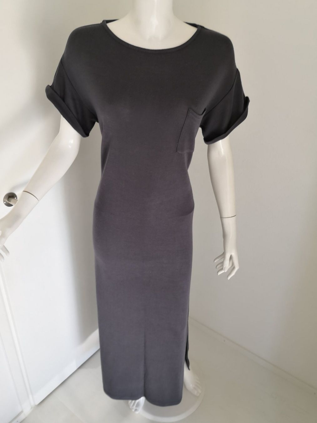 Beldona Vestiti: 🤩BELDONA MAXI-STRICK-KLEID GRAU – Usato da Olten venduto da Naja-Twins-Twins 3