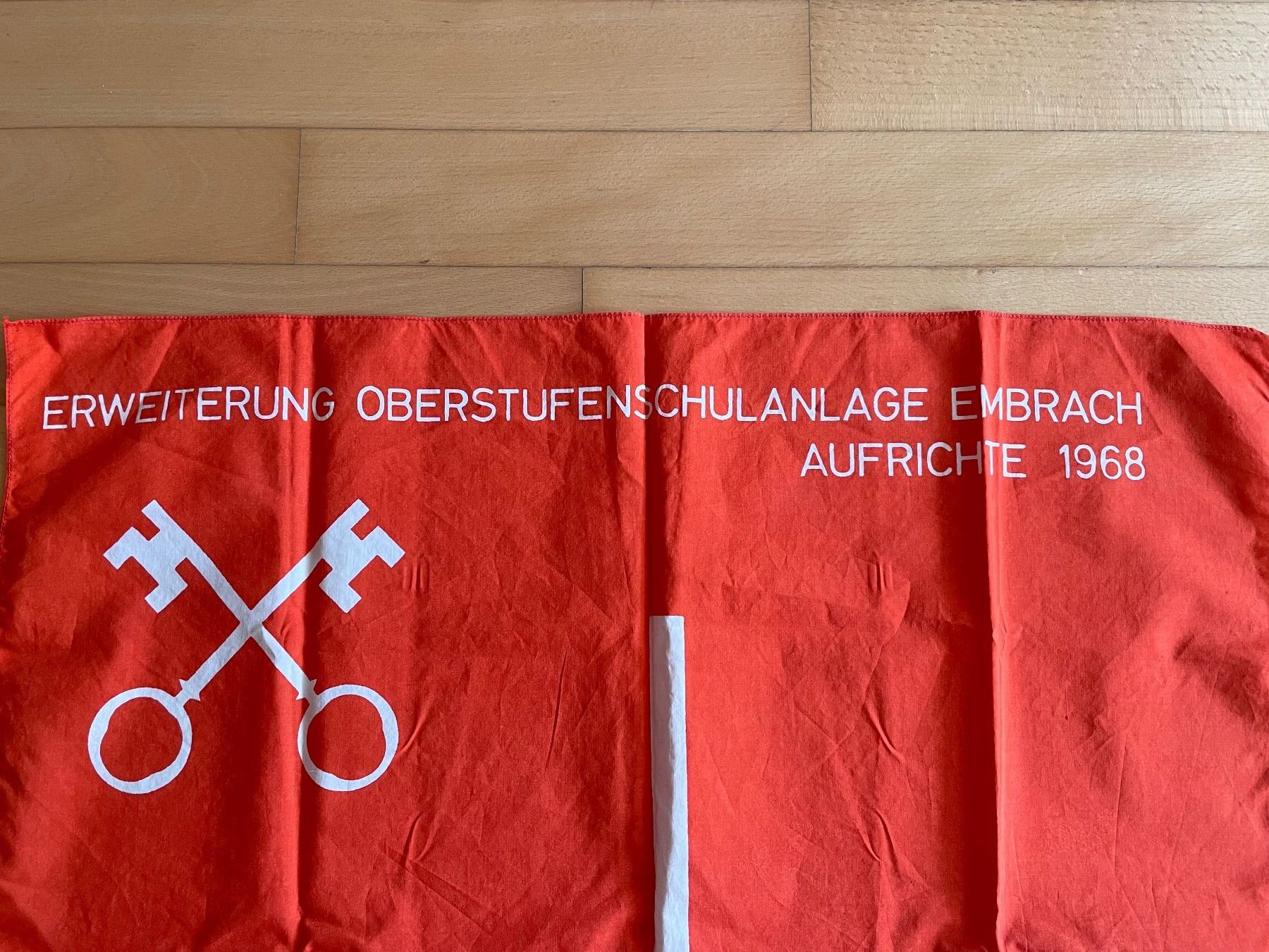 Bandiere: Aufrichtetüchlein Oberstufe Embrach 1968 – Usato da Hochfelden venduto da aviatikboerse_top 1
