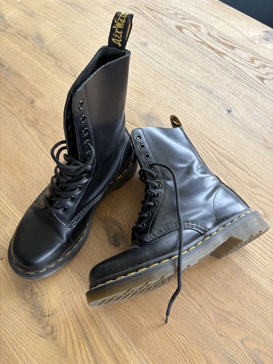 Dr. Martens Scarpe da donna: Dr. Martens, 10-Loch, Gr. 38 – Usato da Ried-Brig venduto da viv_pd9g 2
