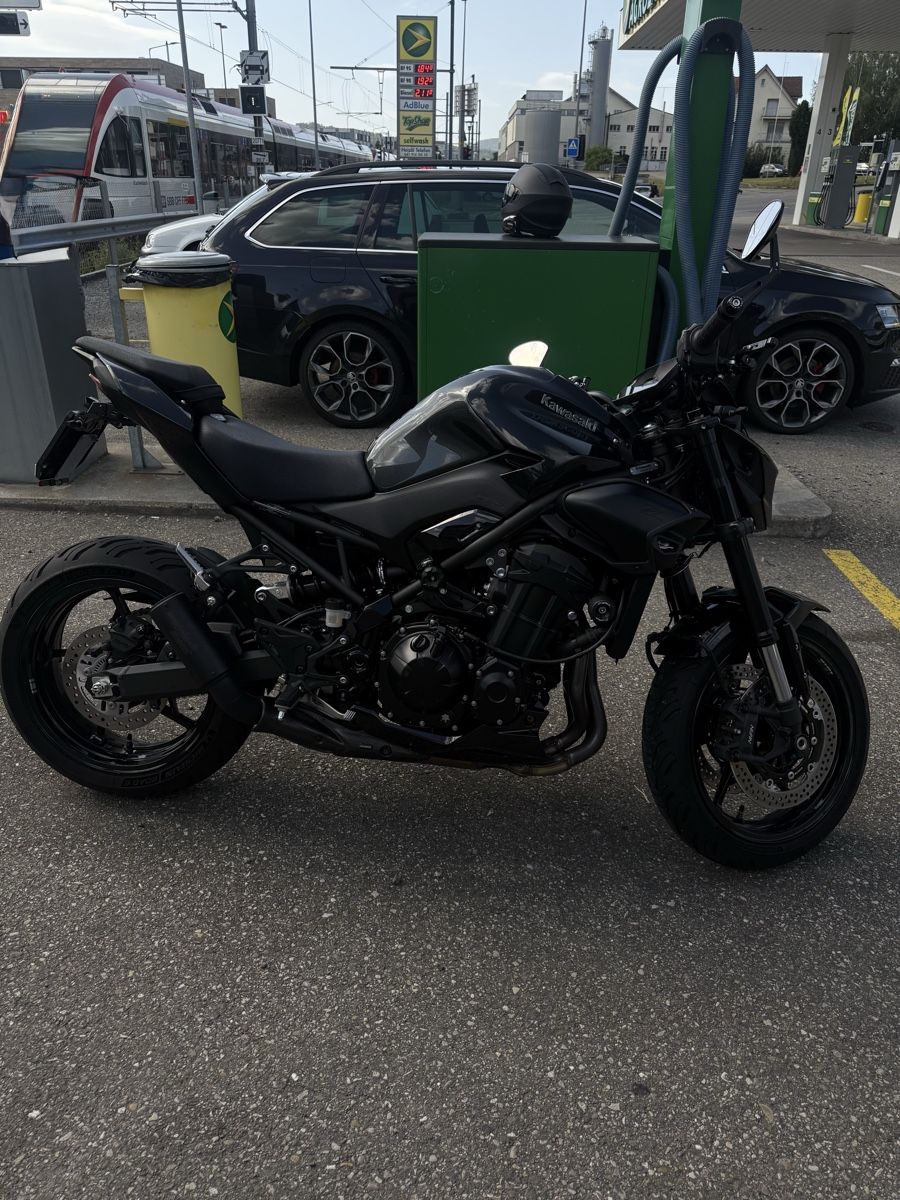 Kawasaki Strada: Kawasaki Z900 2025 35KW (70KW) – Usato da Hitzkirch venduto da iva_h78g 2