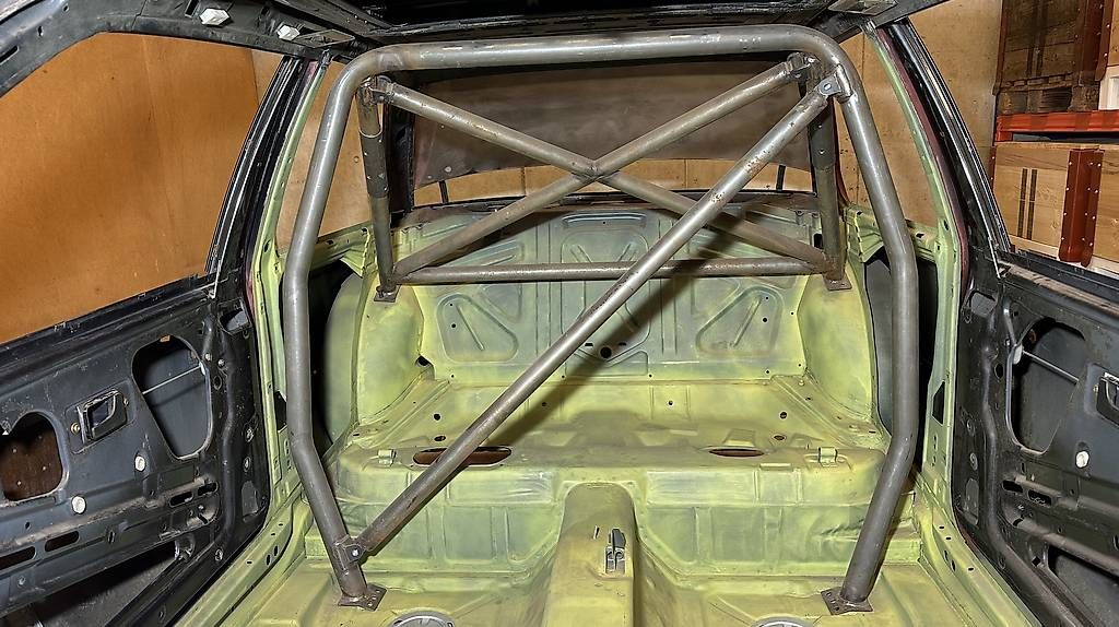 Alle Autoersatzteile: Überrollbügel BMW E30  – Gebraucht aus Burgdorf von NoQuestions
