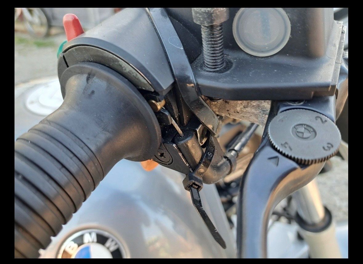 BMW Touring: BMW R1100R – Usato da Obfelden venduto da Schwarzerbrezel 7