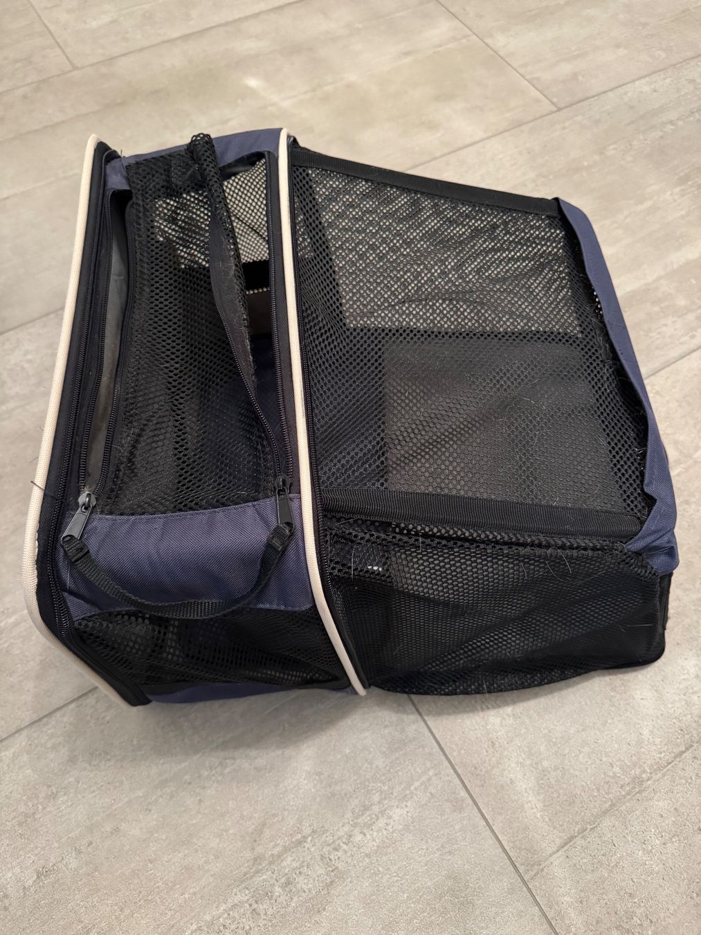 Niches, paniers: Sac de transport pour animal extensible – Neuf (Voir description) à Zürich par lcg_898x 1