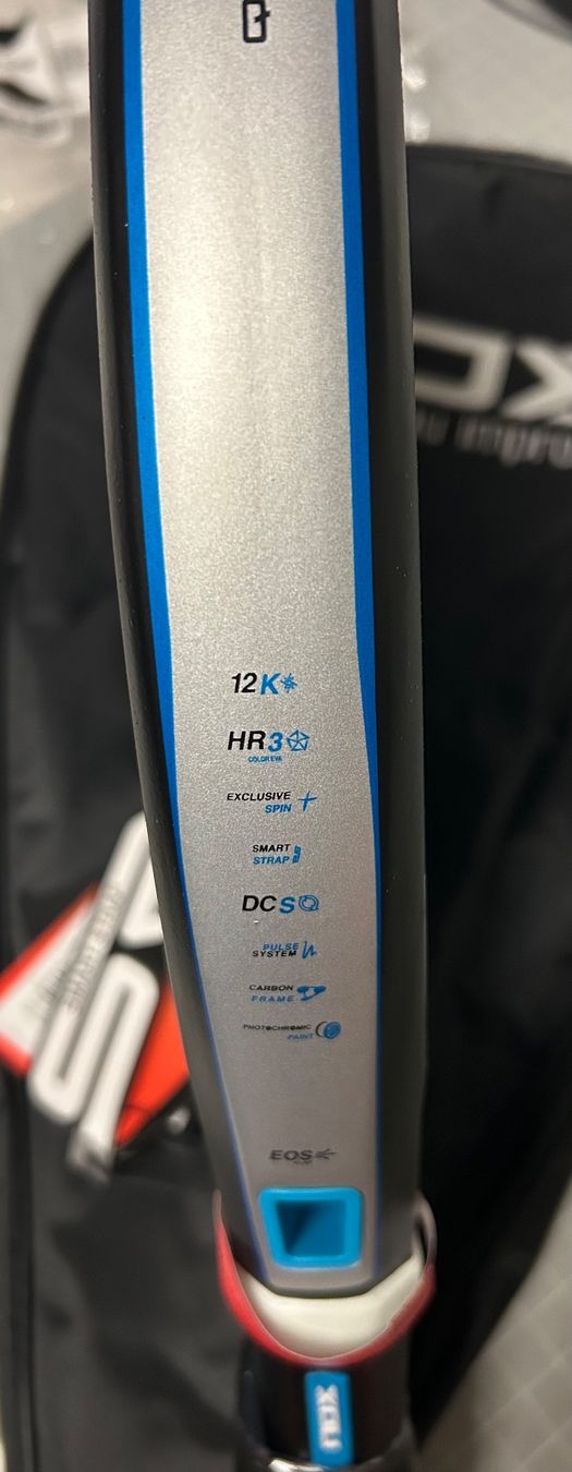 Racchette: NOX Quantum 12K Cobalt - neues Padelracket! – Nuovo e nell'imballaggio originale da Winterthur venduto da PalarPinoPadel 2