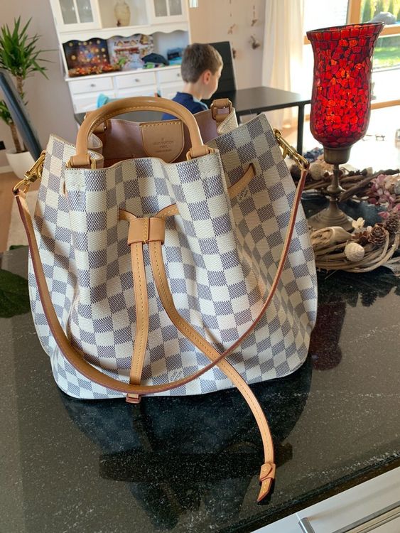 Vuitton girolata best sale