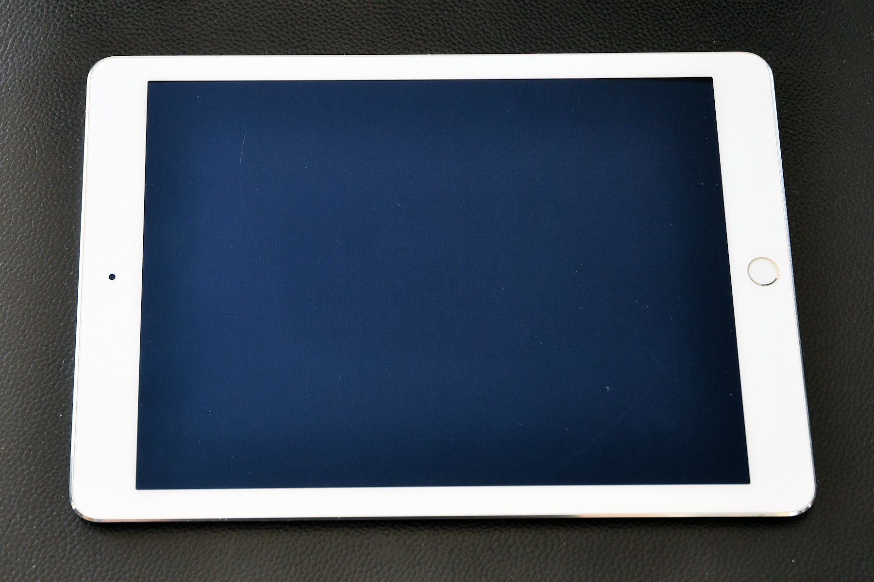 Apple Tablet PC: iPad Air 2 (16GB) – Usato da Rothrist venduto da Celebrate