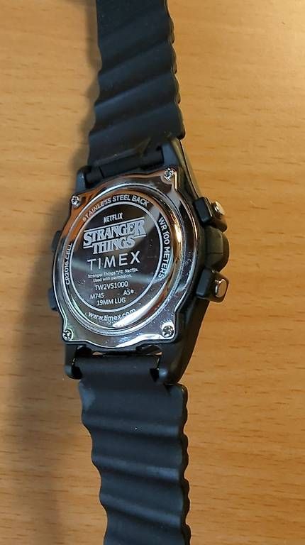 Timex Orologi: Timex Atlantis x Stranger Things  Limited Edition  OVP – Usato da Stans venduto da Fabdc 4