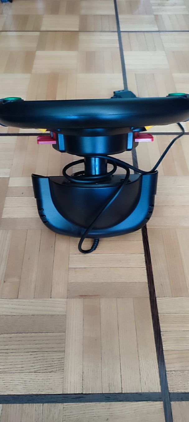 Controller: Guillemot Race 32/64 Compact Lenkrad gebraucht. – Usato da Biel/Bienne venduto da ruggi03 2