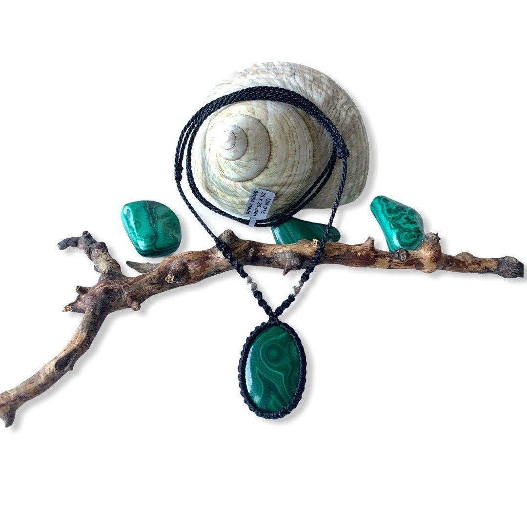 Catenine: MALACHIT CABOCHON EDELSTEIN KETTE – Nuovo e nell'imballaggio originale da Zürich venduto da MEVAS-Schmuck 1