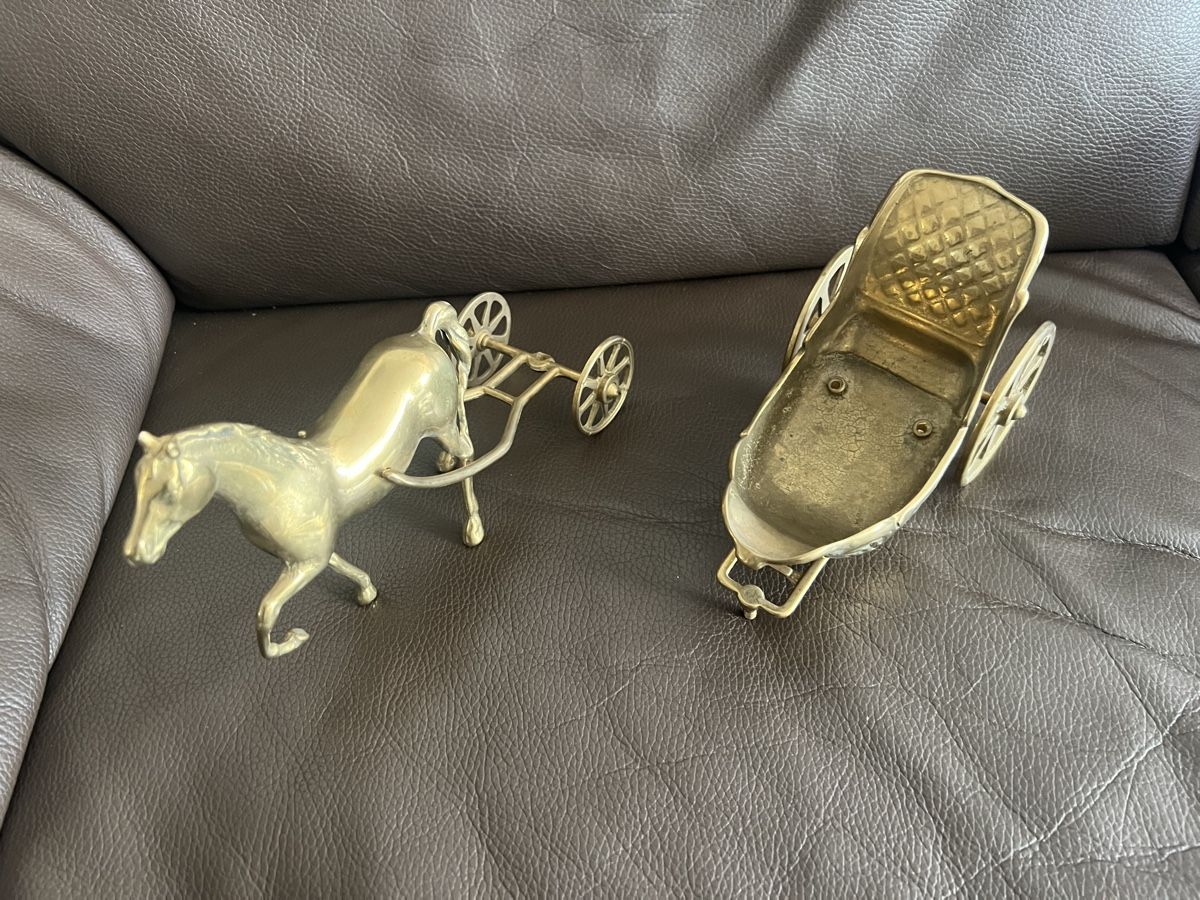 Statuette: Dekoration Pferd mit Wagen Messing gebraucht – Usato da Binningen venduto da lausemaus01 4